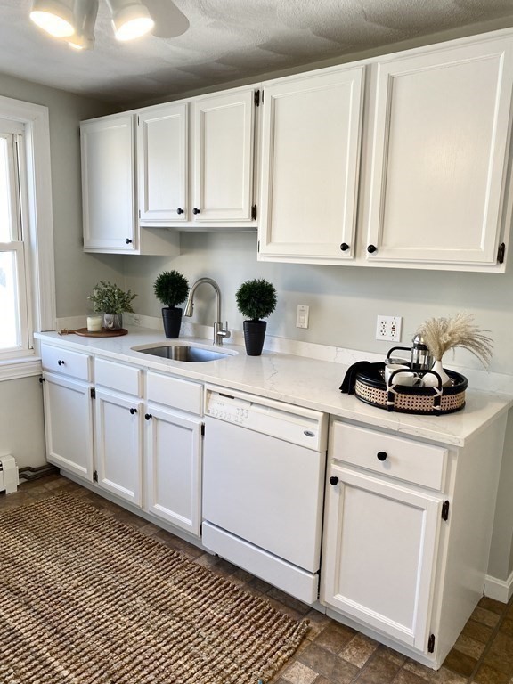 62 Rawson Road, Unit 2 Arlington, MA 02474 - Photo 8 of 24 Gallery Image 8