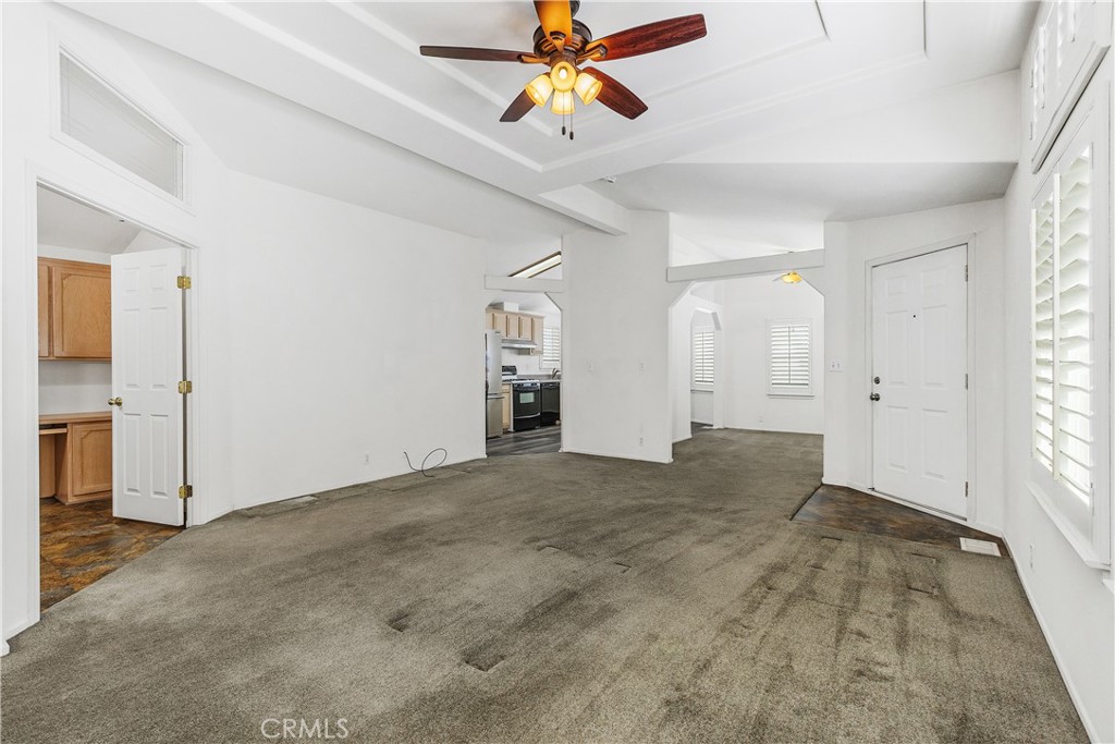 27250 Murrieta Road, Unit 253 Menifee, CA 92586 - Photo 16 of 49 Living Room