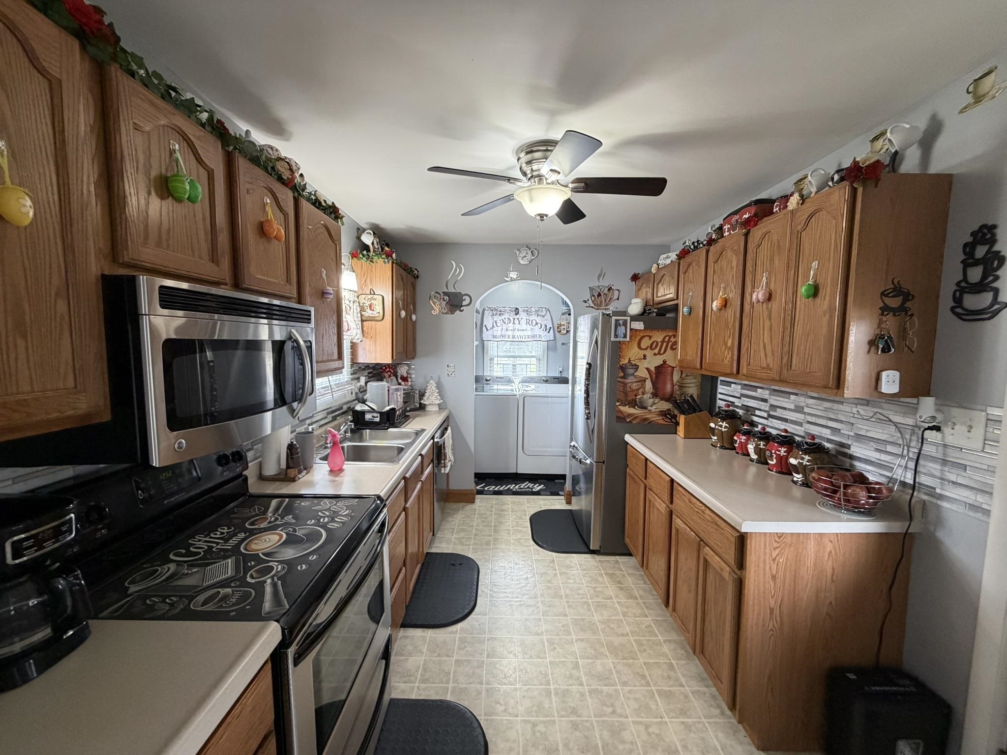 129 West Beloit Street Darien, WI 53114 - Photo 4 of 15