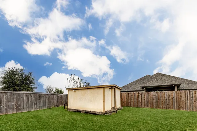$330,000 | 7638 Alum Lane, Baytown, TX 77521
