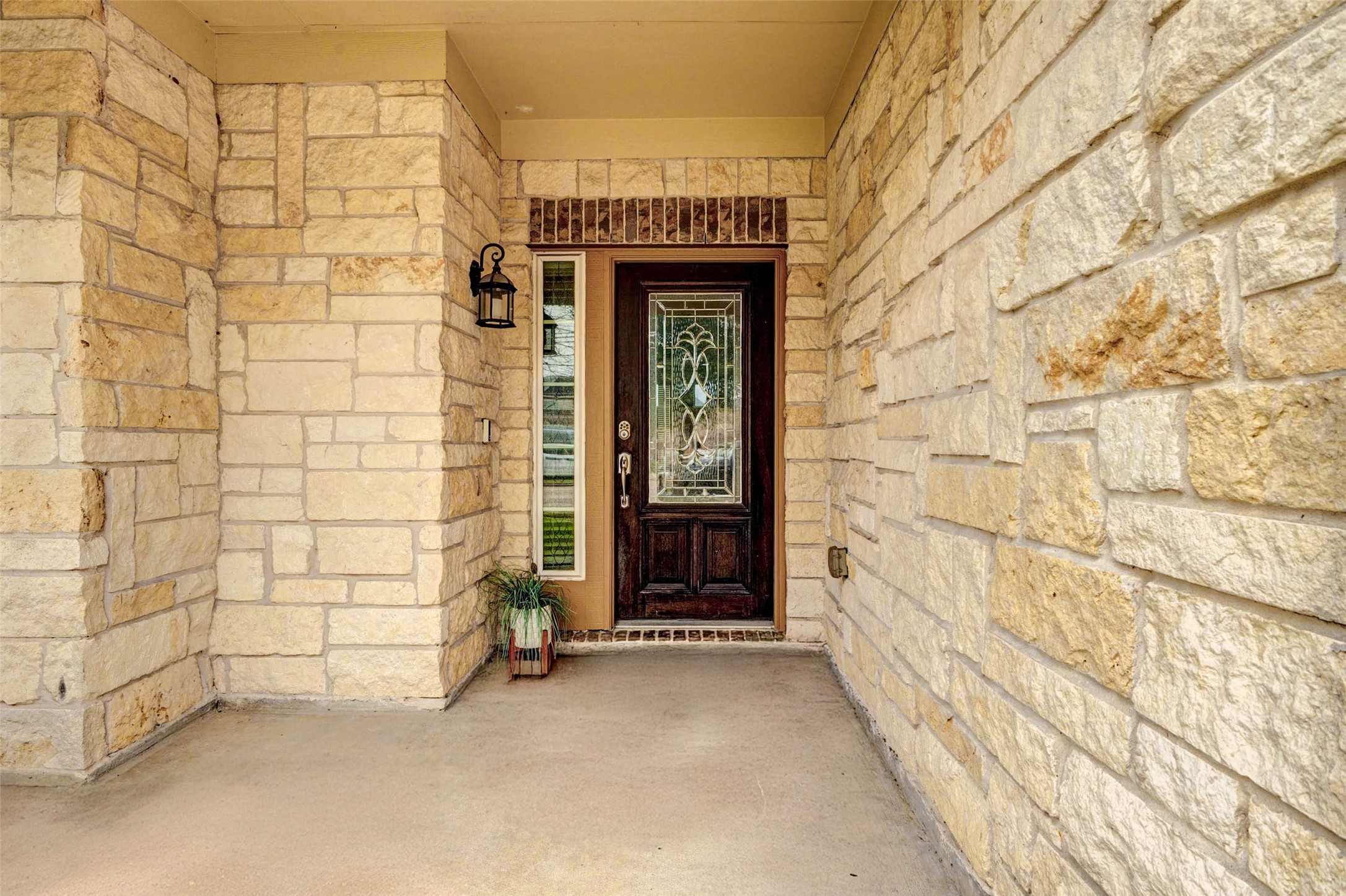 7638 Alum Lane Baytown, TX 77521 - Photo 6 of 44 a view of front door of house with an entryway
