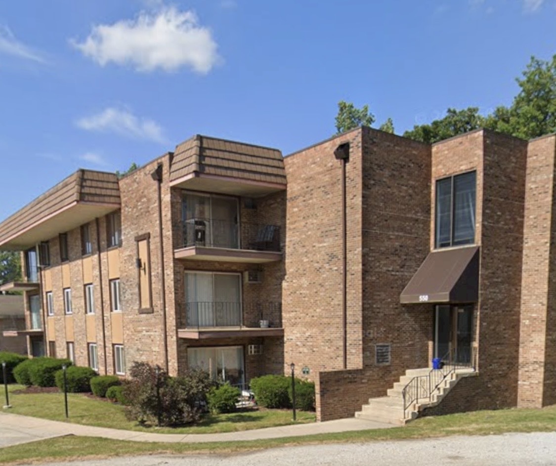 550 Michigan City Road, Unit 1C Calumet City, IL 60409 - Photo 1 of 6 a front view of a building