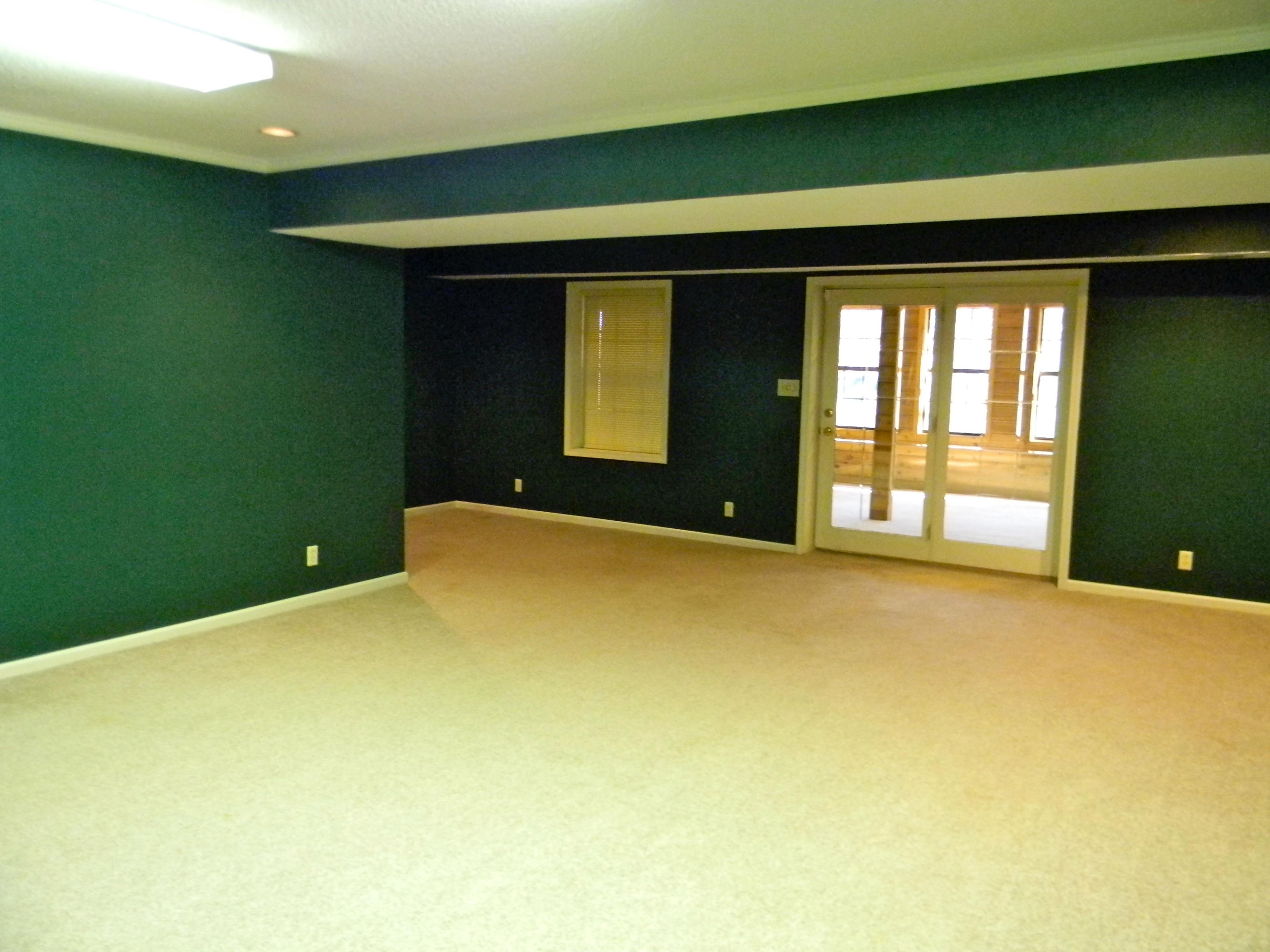 103 Crestview Lane Oak Ridge, TN 37830 - Photo 27 of 39 Rec Room Downstairs
