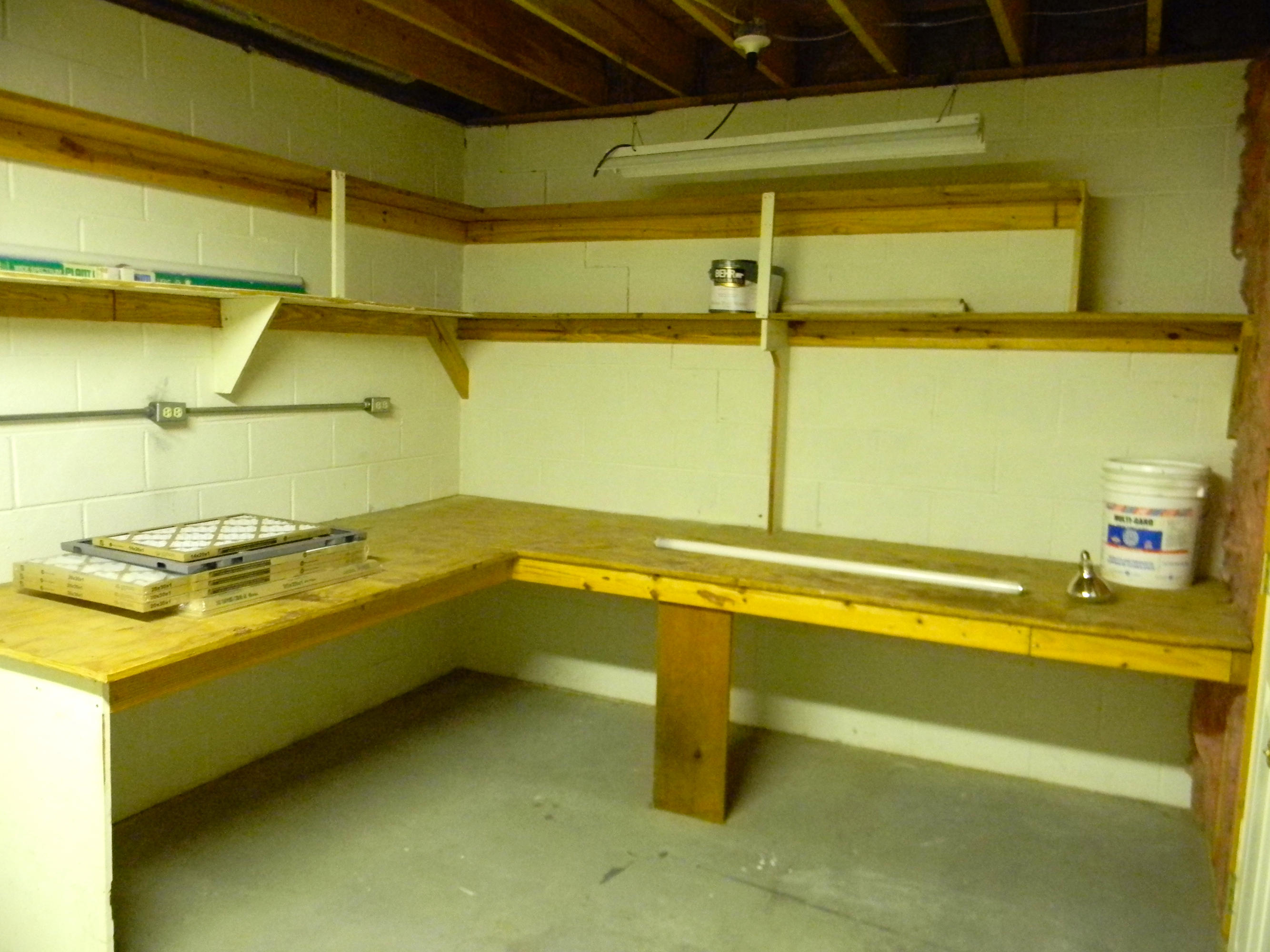 103 Crestview Lane Oak Ridge, TN 37830 - Photo 32 of 39 Workroom