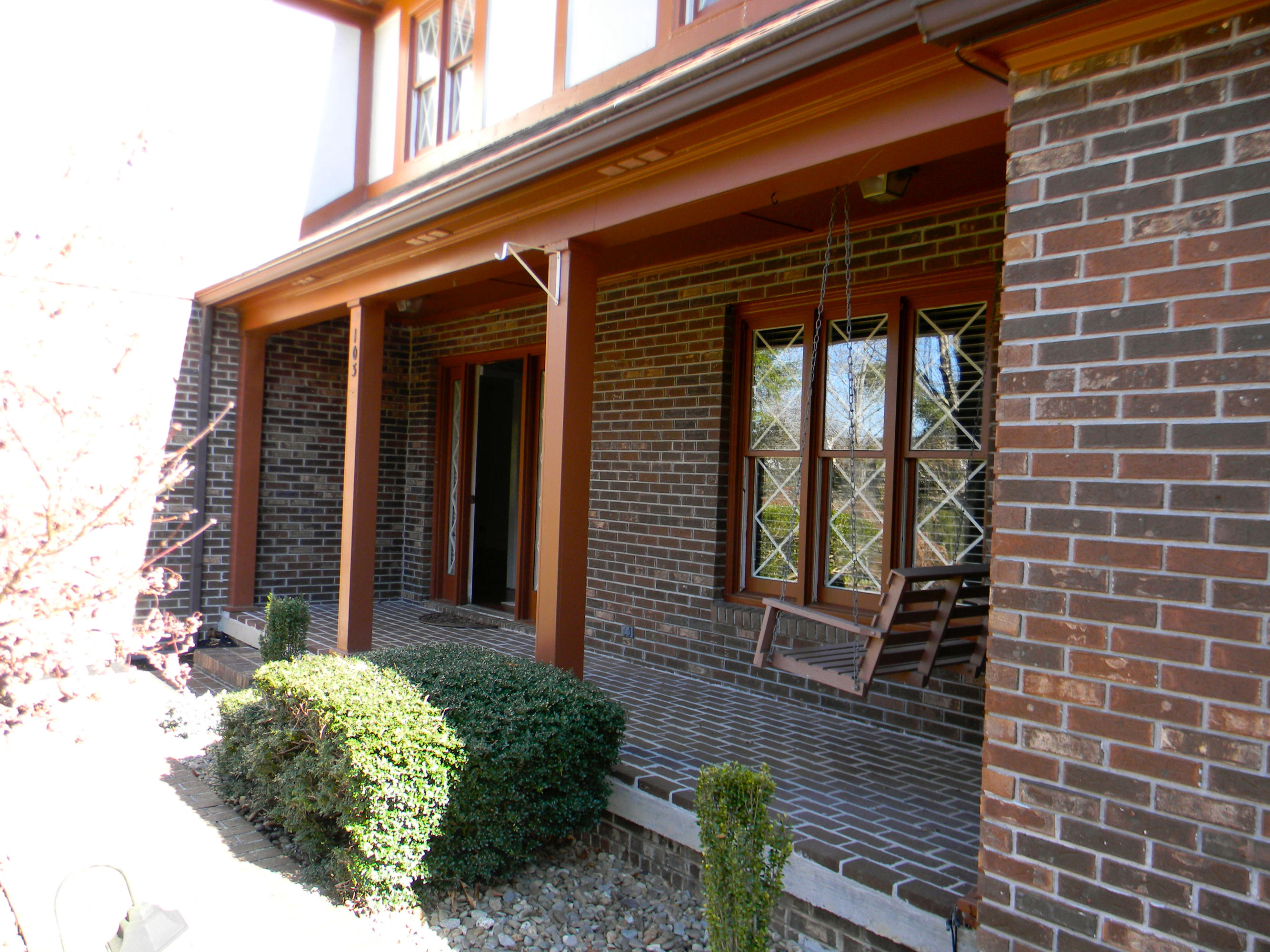 103 Crestview Lane Oak Ridge, TN 37830 - Photo 7 of 39 Porch from Driveway