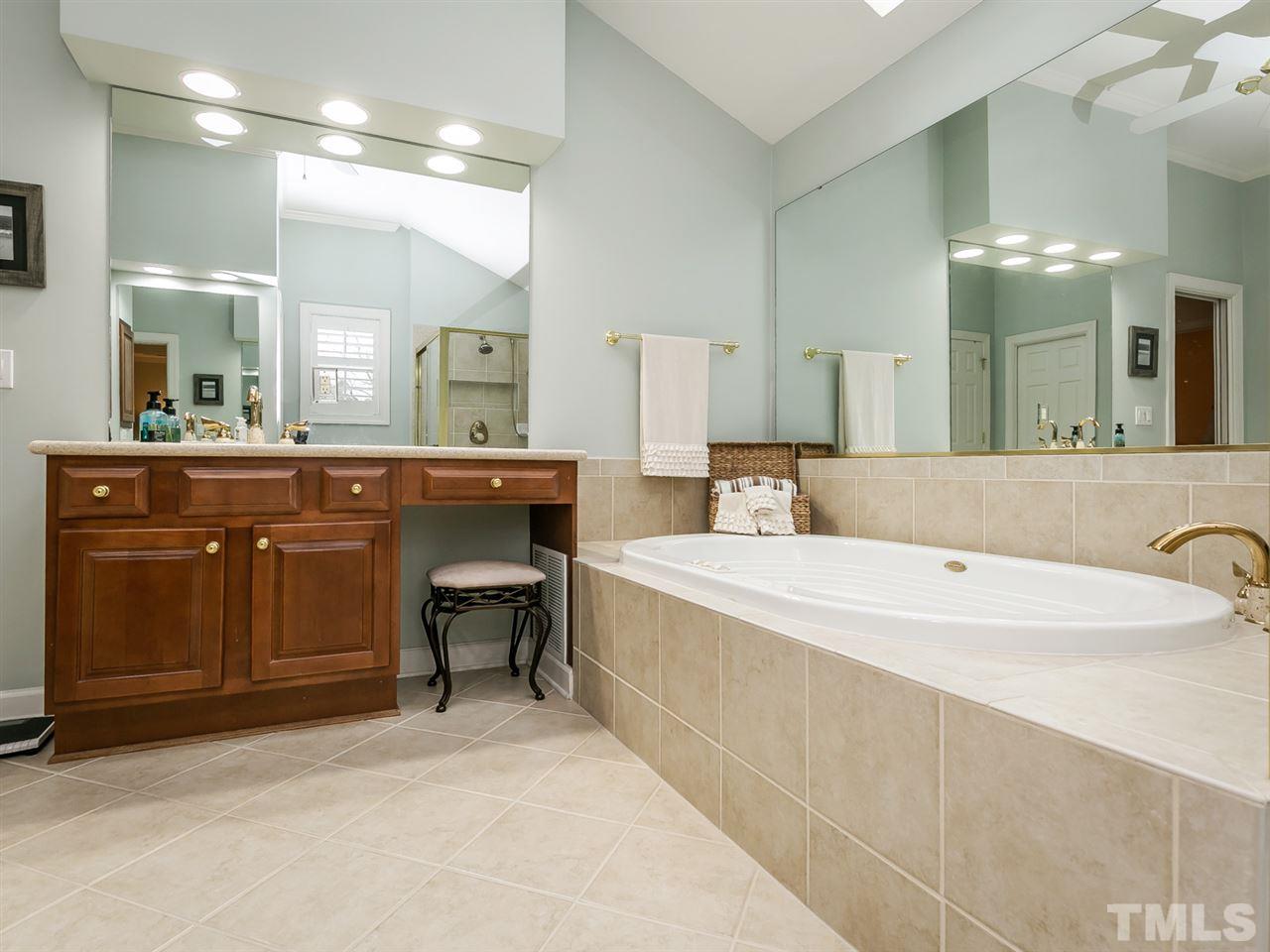 4000 Barton Park Place Raleigh, NC 27613 - Photo 18 of 30
