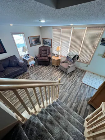 $260,000 | 621 7th Avenue, Madison, MN 56256