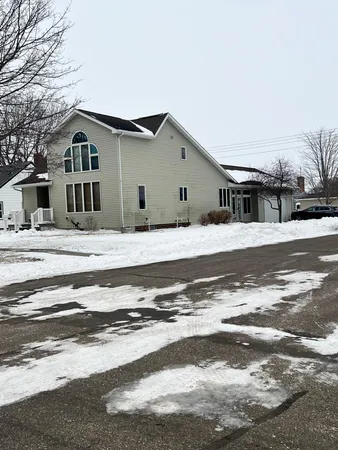 $260,000 | 621 7th Avenue, Madison, MN 56256