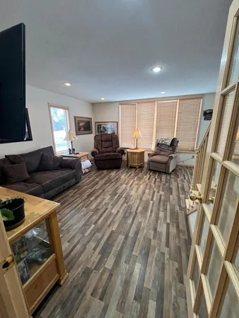 $260,000 | 621 7th Avenue, Madison, MN 56256