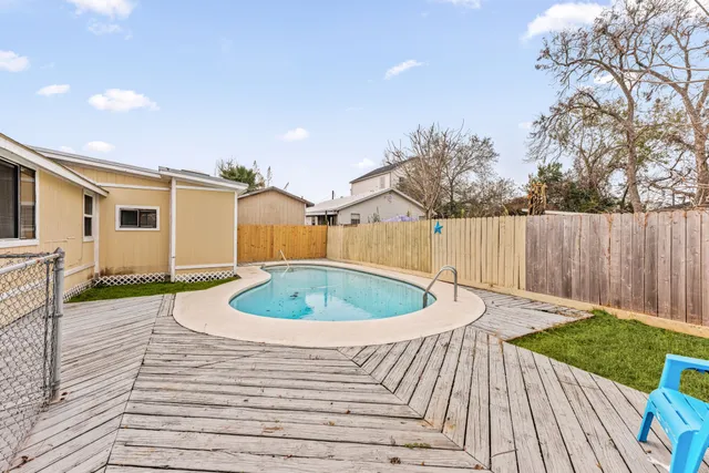 $249,900 | 5311 Gano Street, Houston, TX 77009