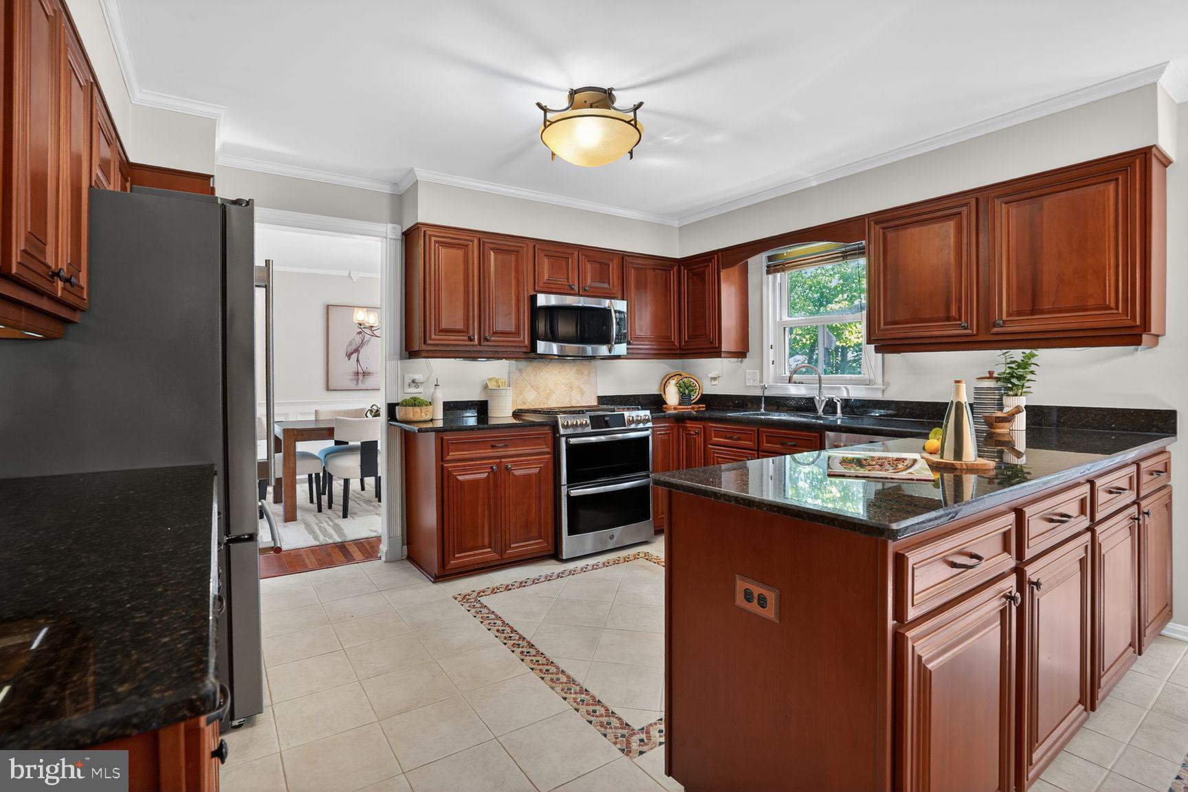 7801 Huntsman Boulevard Springfield, VA 22153 - Photo 24 of 57