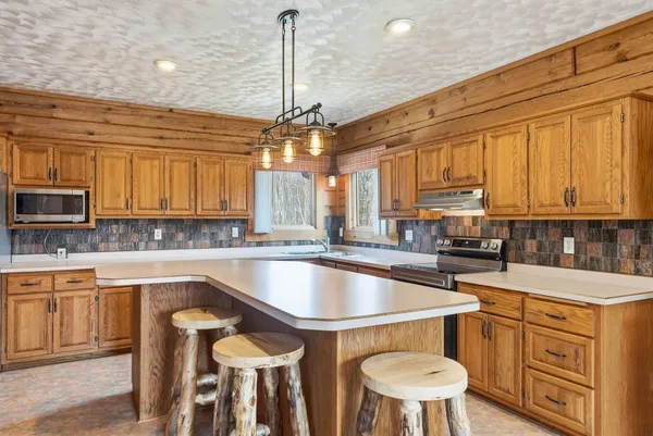 $549,900 | 4359 Schweiger Road, Orr, MN 55771