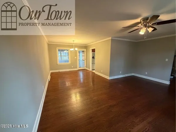 $2,200 | 1711 Meadowbrook Lane West, Wilson, NC 27893