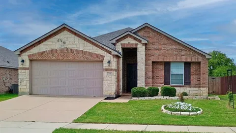 $295,000 | 394 Meadow Ridge Drive, Burleson, TX 76028
