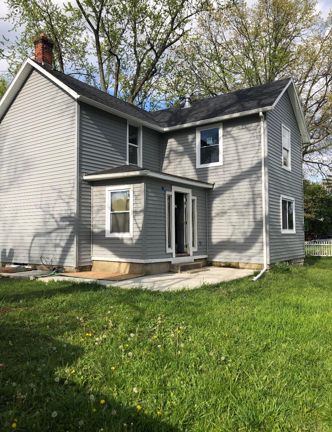 1172 Smith Road Columbus, OH 43207 - Photo 3 of 7 Gallery Image 3