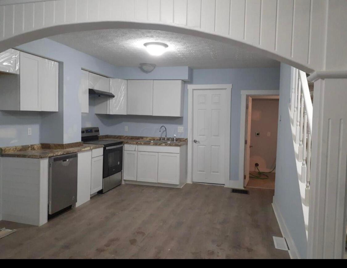 1172 Smith Road Columbus, OH 43207 - Photo 5 of 7 Gallery Image 5