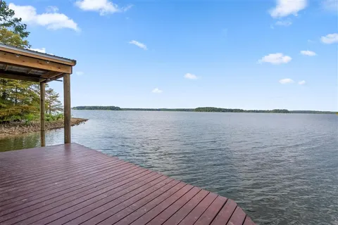 $450,000 | 1120 Falcon Drive, Florien, LA 71429