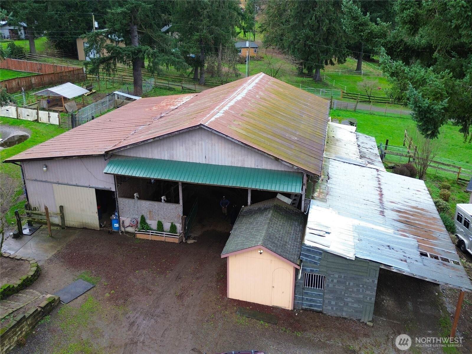 20925 260th Avenue Southeast Maple Valley, WA 98038 - Photo 20 of 34 a house with a outdoor space