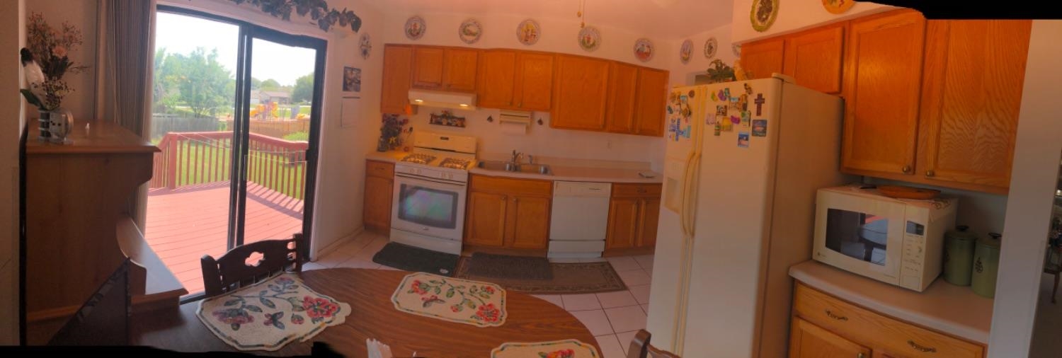 2309 Boulder Road Dyer, IN 46311 - Photo 7 of 24 a bathroom with a sink and mirror