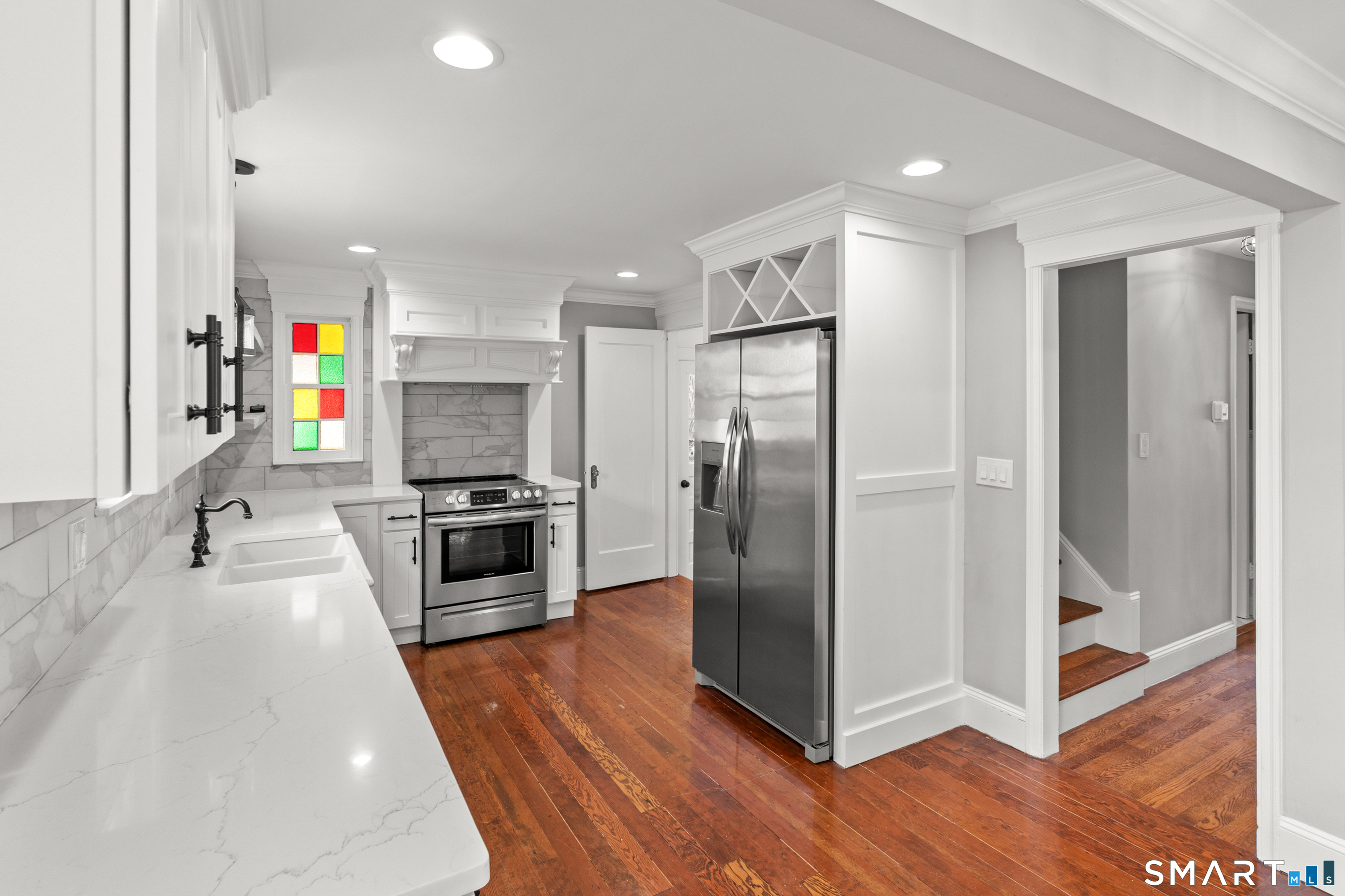 551 North Main Street Suffield, CT 06078 - Photo 6 of 38