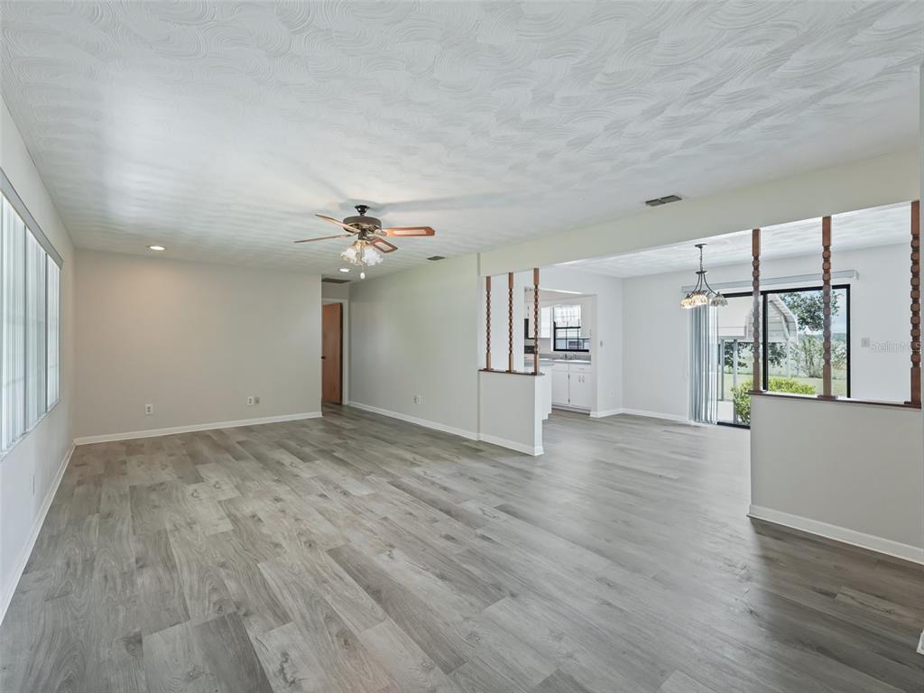 11495 Southeast 121st Lane Road Belleview, FL 34420 - Photo 6 of 33