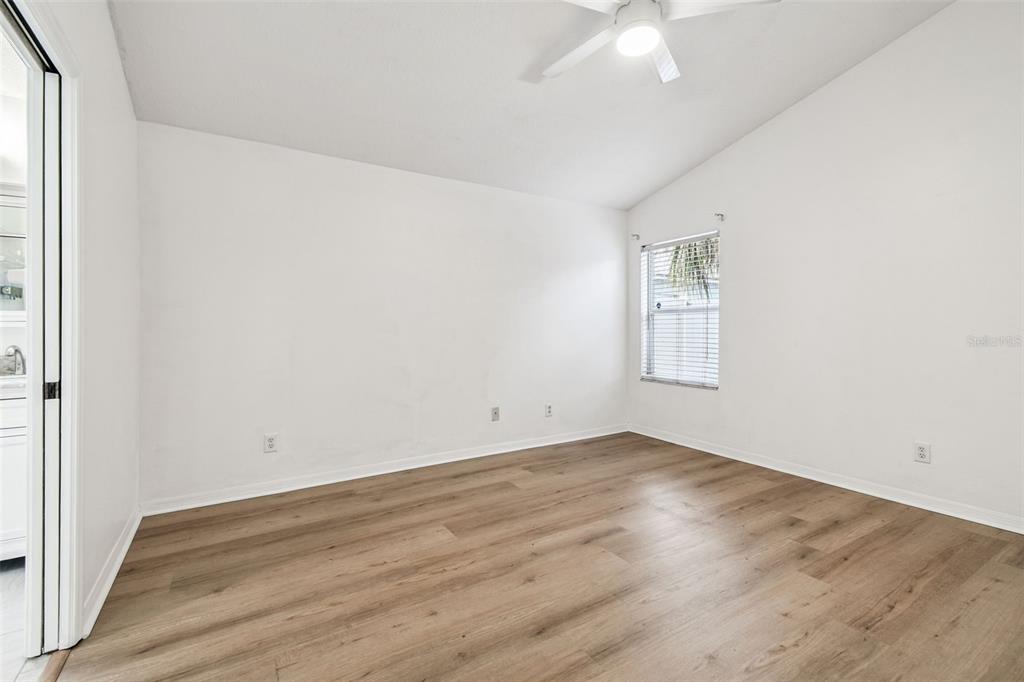 7608 Hampshire Garden Place Apollo Beach, FL 33572 - Photo 22 of 54