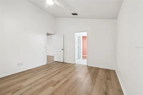 $299,900 | 7608 Hampshire Garden Place, Apollo Beach, FL 33572