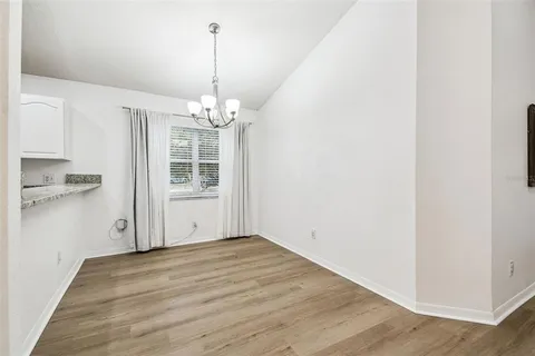 $299,900 | 7608 Hampshire Garden Place, Apollo Beach, FL 33572