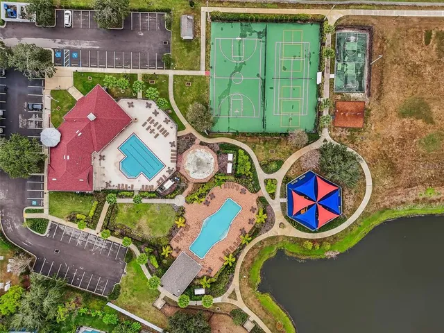 $299,900 | 7608 Hampshire Garden Place, Apollo Beach, FL 33572