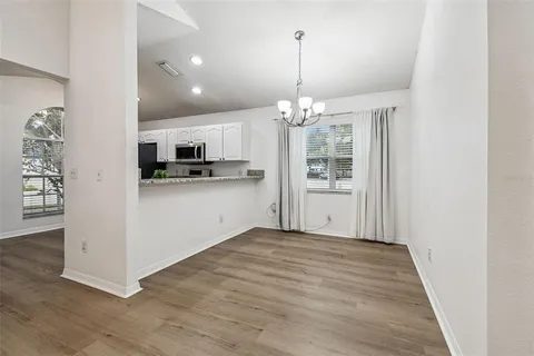 $299,900 | 7608 Hampshire Garden Place, Apollo Beach, FL 33572