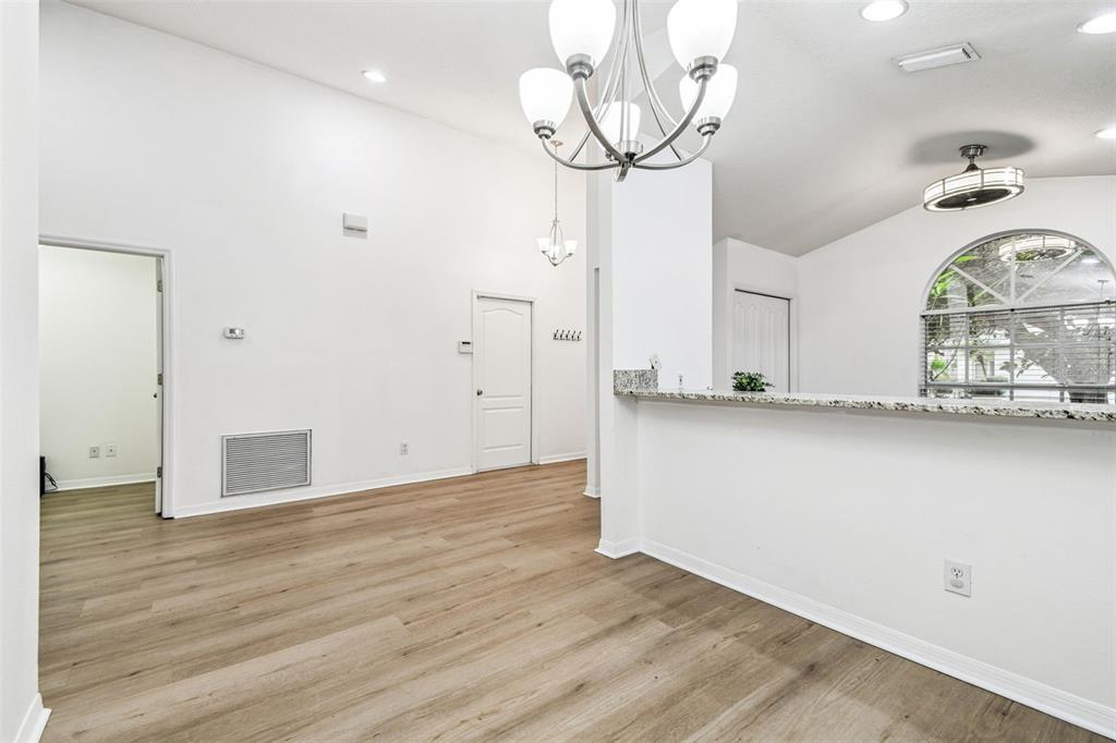 7608 Hampshire Garden Place Apollo Beach, FL 33572 - Photo 7 of 54