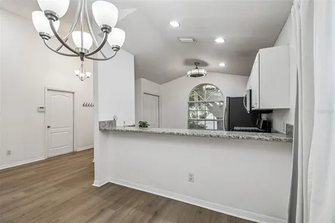 $299,900 | 7608 Hampshire Garden Place, Apollo Beach, FL 33572