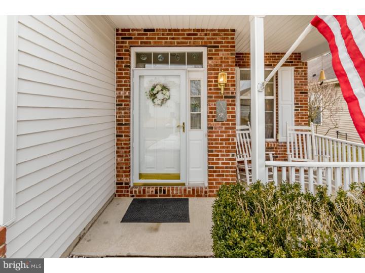 15 Mayfair Road Southampton, NJ 08088 - Photo 2 of 25 Porch
