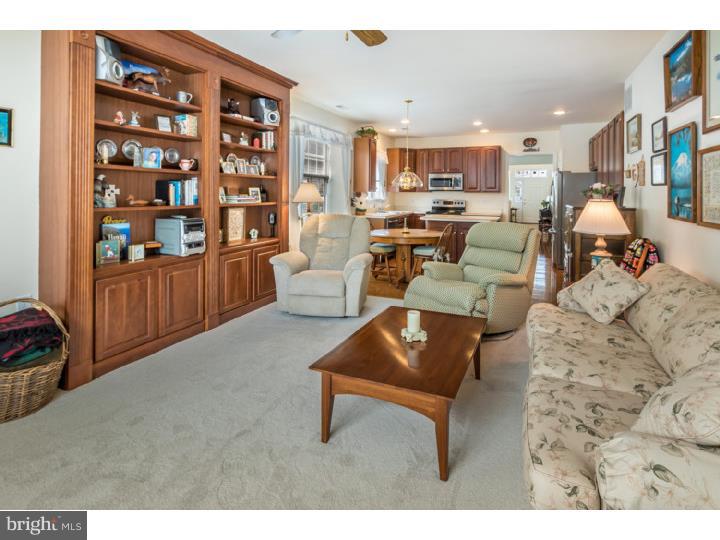 15 Mayfair Road Southampton, NJ 08088 - Photo 11 of 25 Family Room