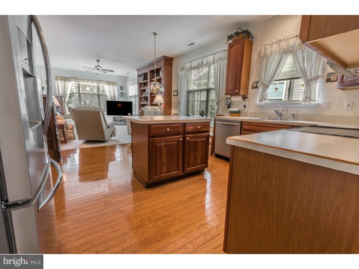 15 Mayfair Road Southampton, NJ 08088 - Photo 8 of 25 Kitchen