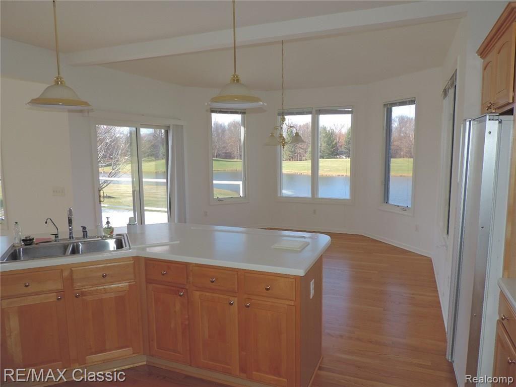 328 Inverness Highland, MI 48357 - Photo 11 of 41 DSCN5322.JPG