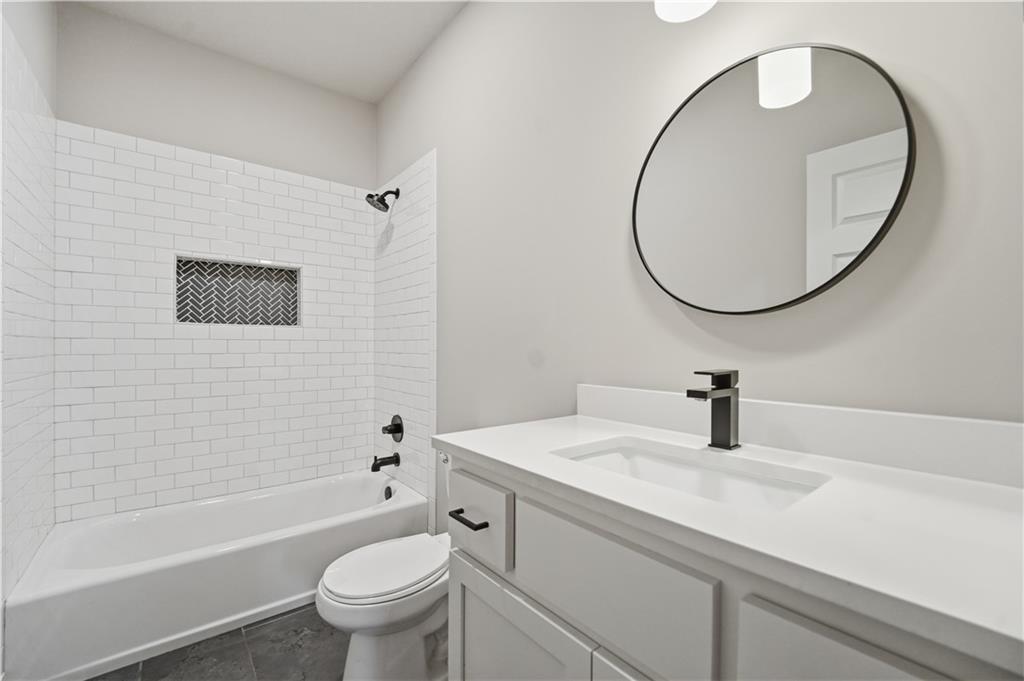 1712 Southwest 27th Street Lee's Summit, MO 64082 - Photo 28 of 54