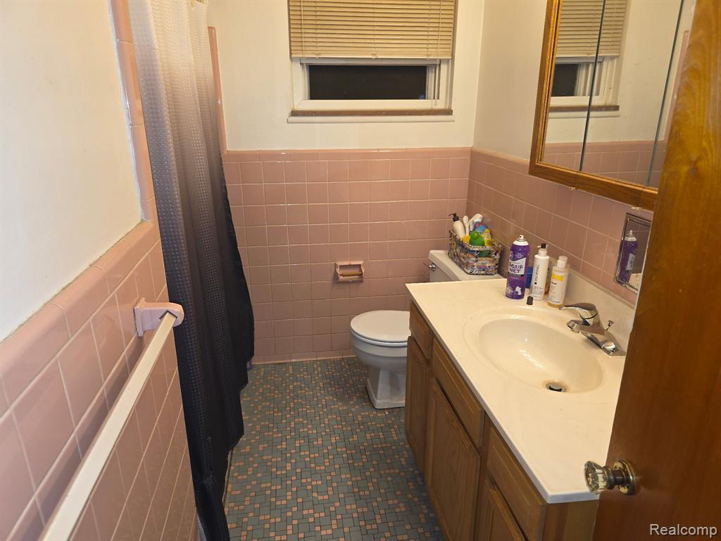 4656 Toepfer Road Warren, MI 48091 - Photo 5 of 10