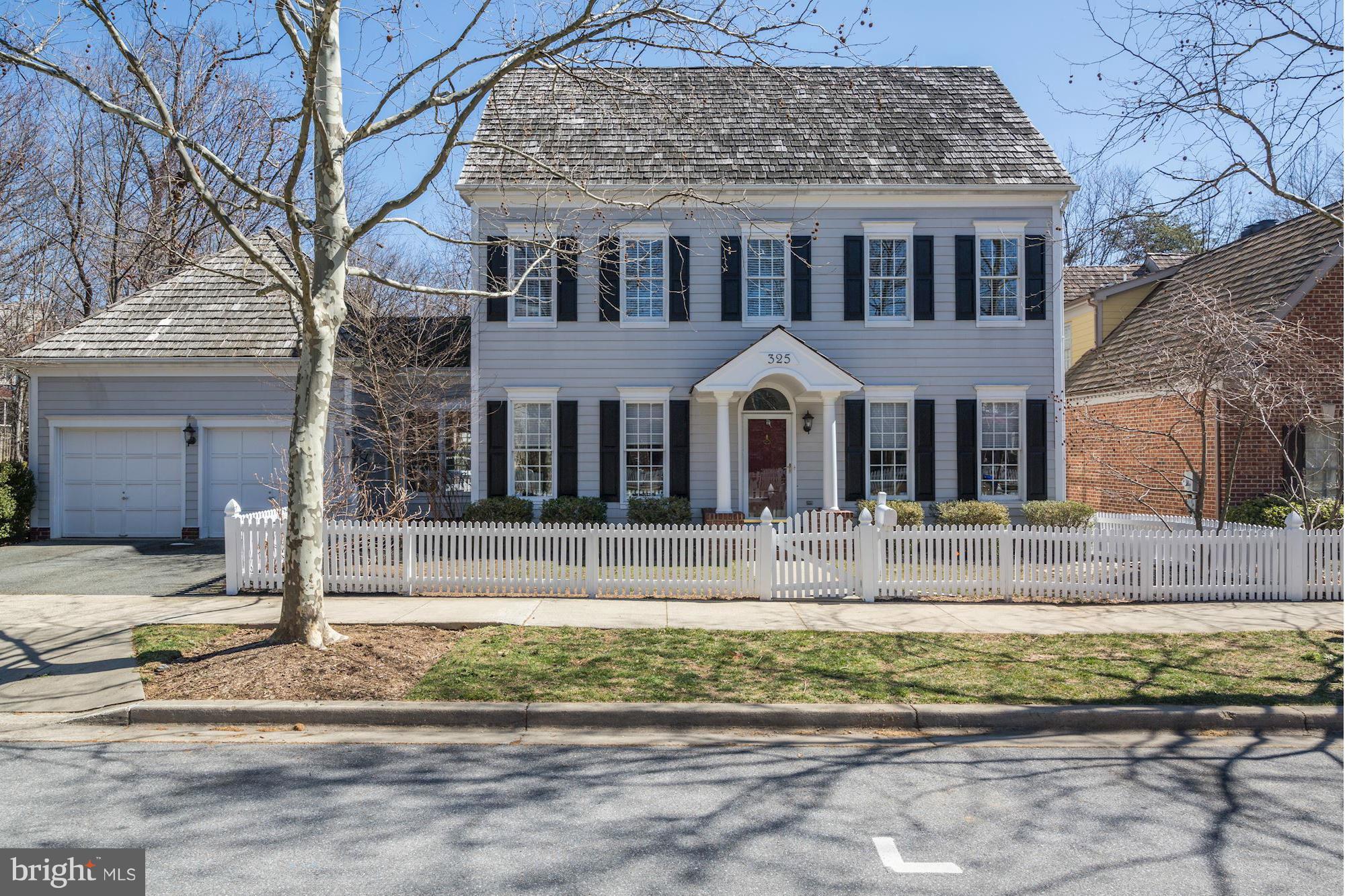 325 Tschiffely Square Road Gaithersburg, MD 20878 - Photo 1 of 30 Exterior (Front)