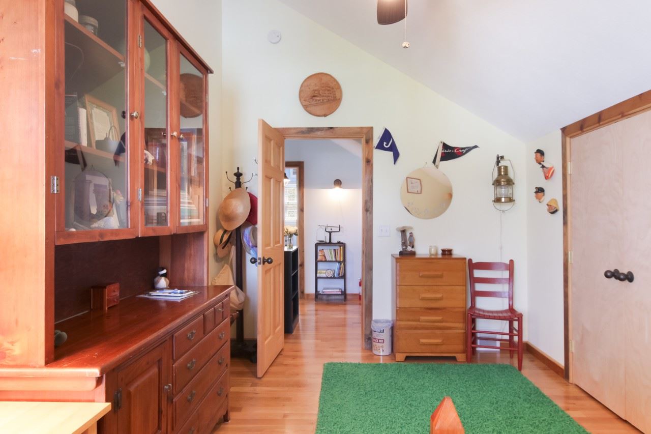 6895 East Birch Point Road Traverse City, MI 49684 - Photo 29 of 43 1861118-28.JPG