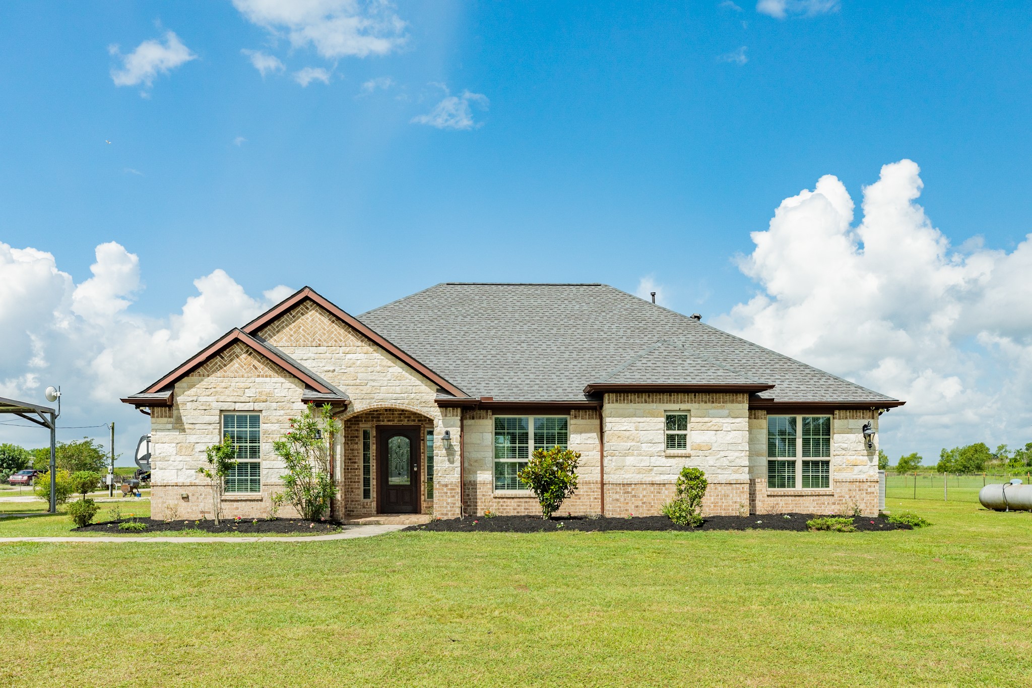 2180 County Road 212 Angleton, TX 77515 - Photo 2 of 46