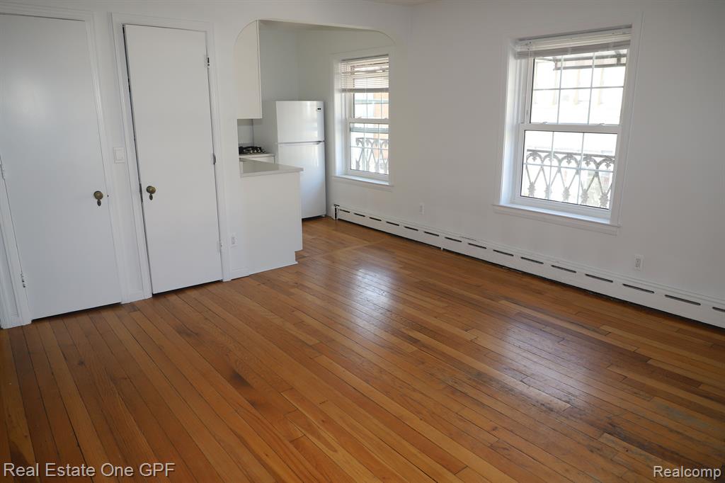 271 West Maple Road, Unit 2 Birmingham, MI 48009 - Photo 7 of 10