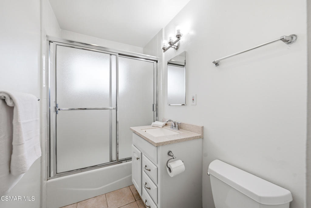 1870 Burch Avenue Simi Valley, CA 93063 - Photo 16 of 23