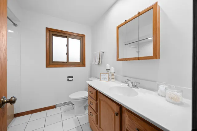 $424,000 | 513 South Princeton Avenue, Itasca, IL 60143