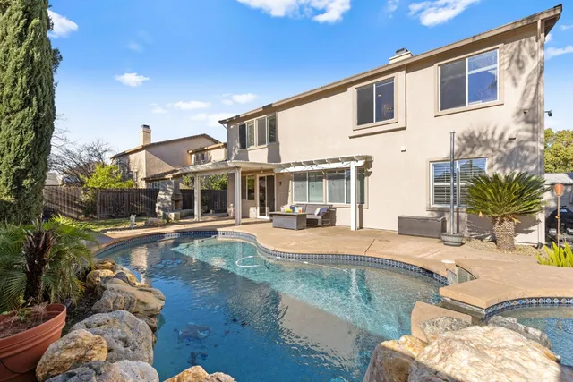 $825,000 | 1964 Casterbridge Drive, Roseville, CA 95747