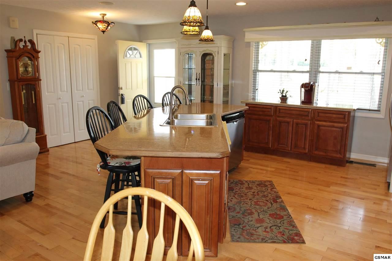 8712 Simpson Road Knoxville, TN 37920 - Photo 5 of 30 Gallery Image 5