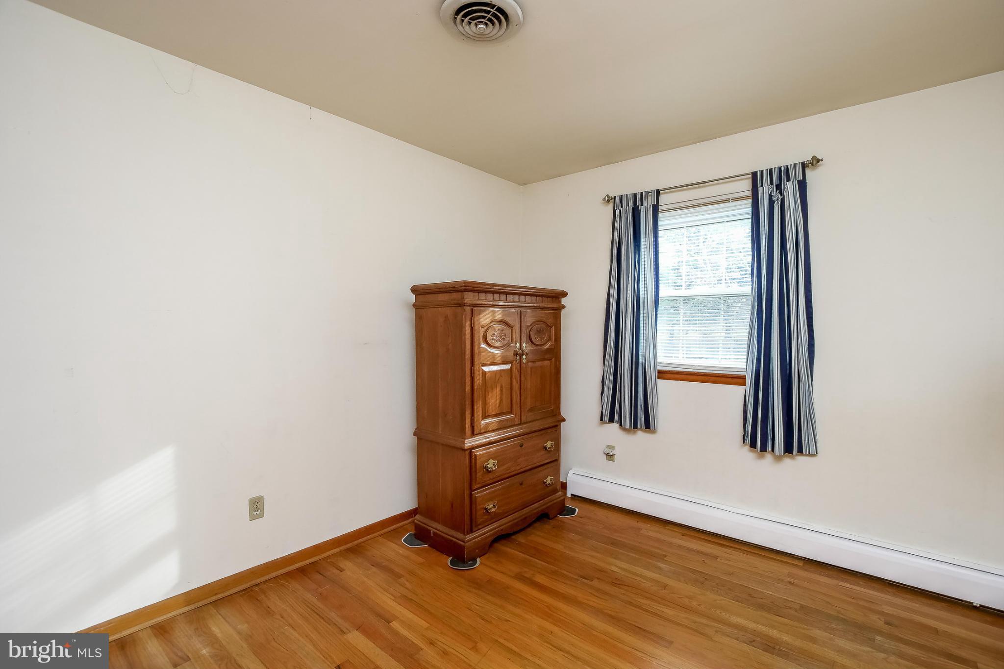 3430 Old Hanover Road Westminster, MD 21158 - Photo 11 of 28 Bedroom