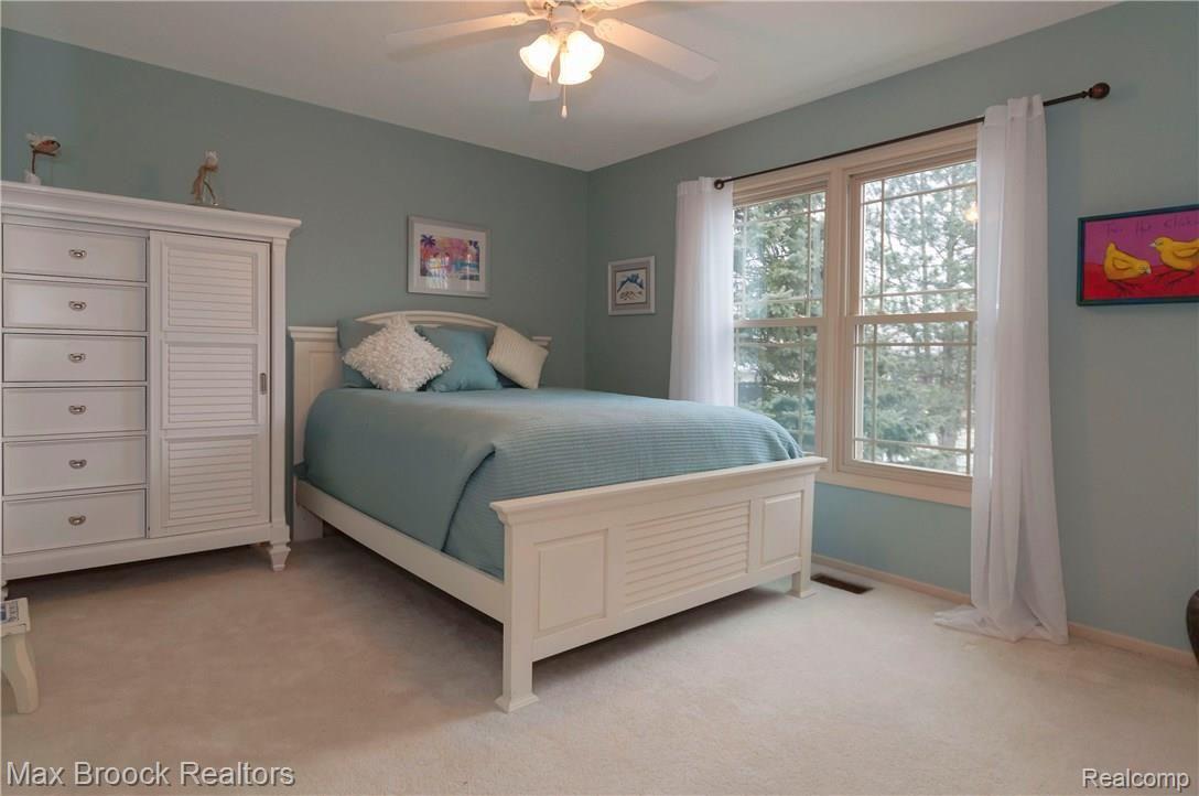 1142 Sandy Ridge Drive Rochester, MI 48306 - Photo 35 of 52 33.JPG