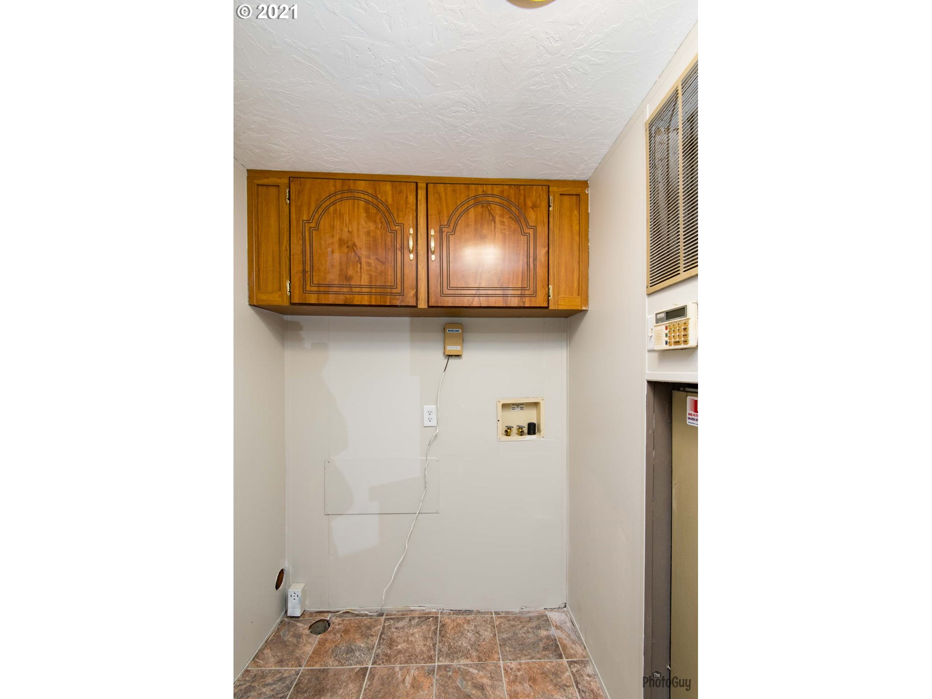 1097 South 58th Street Springfield, OR 97478 - Photo 23 of 32