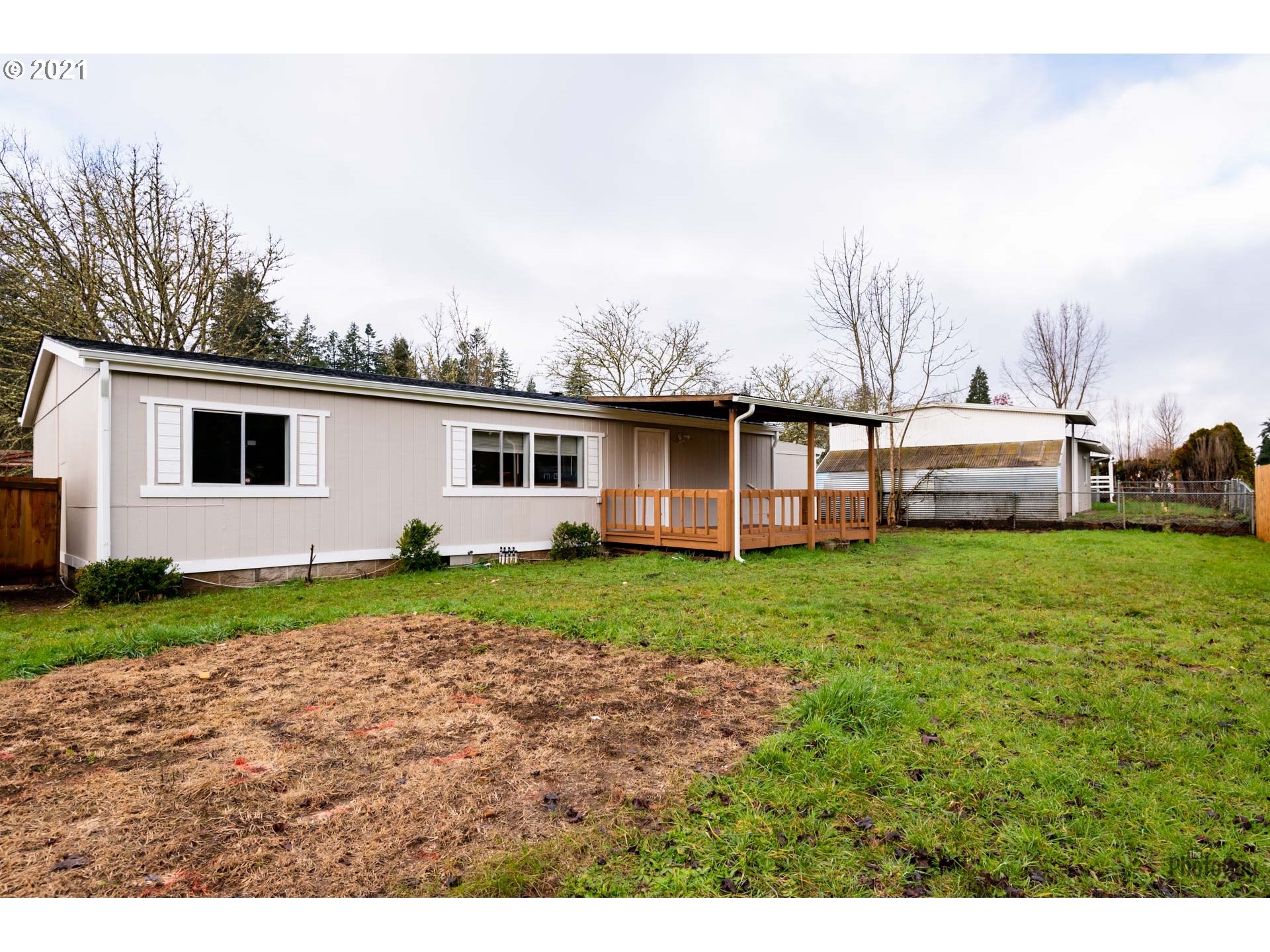 1097 South 58th Street Springfield, OR 97478 - Photo 27 of 32
